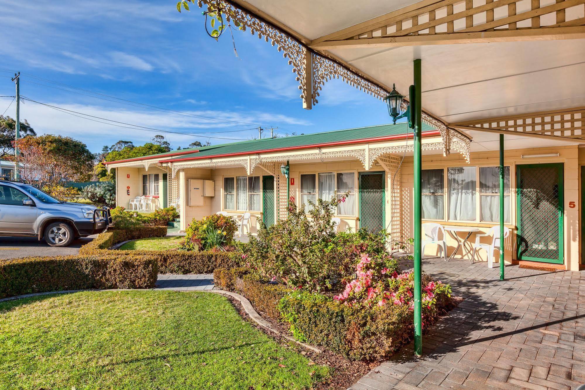Wintersun Gardens Motel Bicheno Buitenkant foto